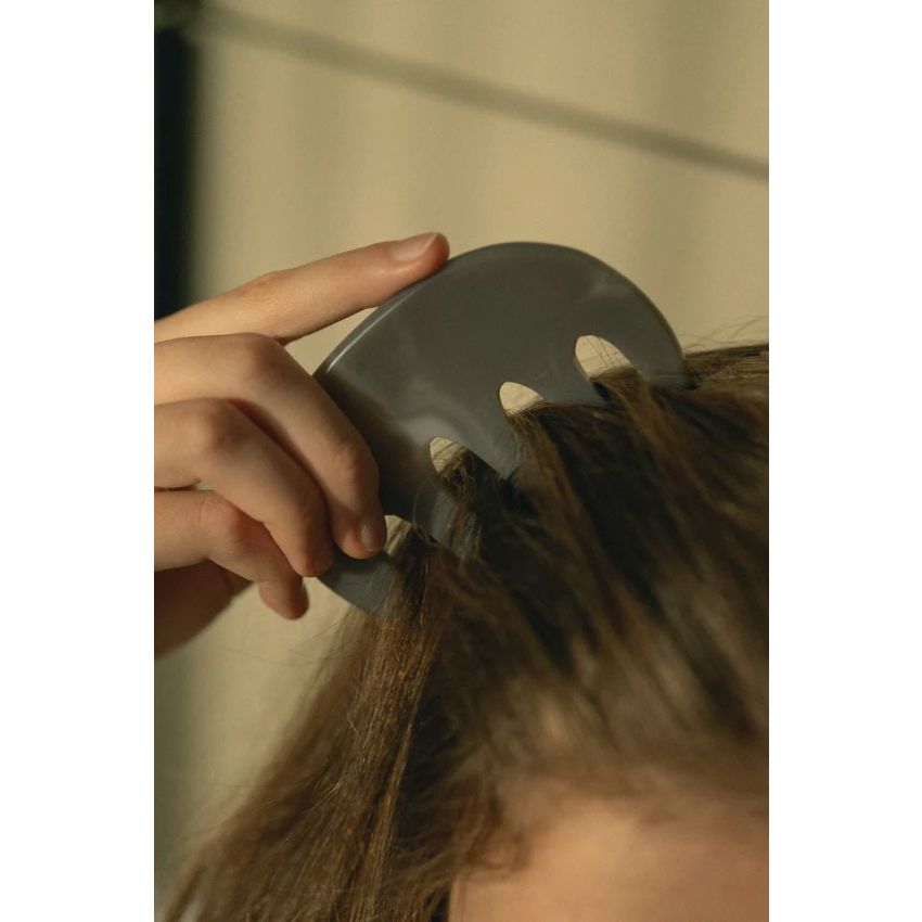 Natural Agate Scalp Comb for Thick Hair | Luxury Gua Sha Tool & Detangler