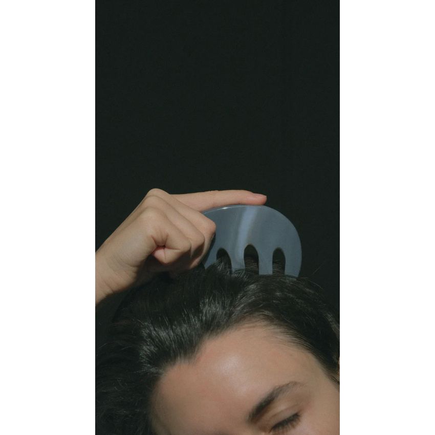 The Wide-Tooth Agate Comb: Scalp Massage Stone for Voluminous Hair