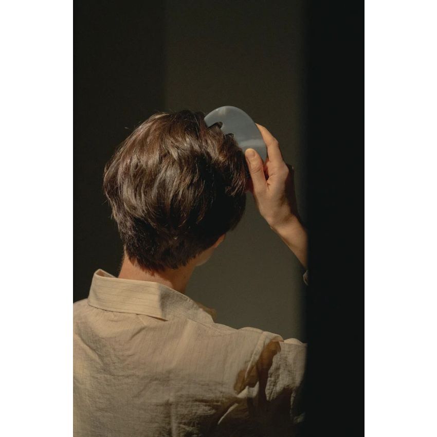 The Wide-Tooth Agate Comb: Scalp Massage Stone for Voluminous Hair