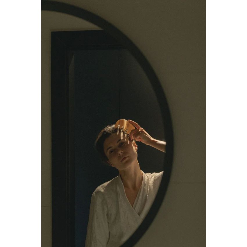 The Wide-Tooth Agate Comb: Scalp Massage Stone for Voluminous Hair