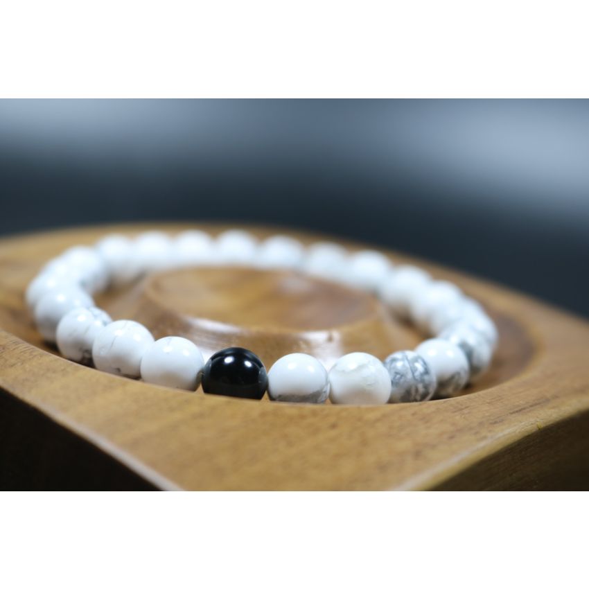 Howlite Bracelet, Mens Bracelet, Women Bracelet – Strengthens Ambition and Memory, Stretch Bracelet, 8mm beads