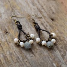 Pearls &amp; Labradorite Leather Earrings