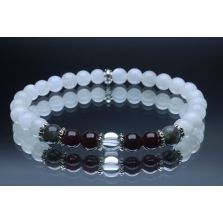 Garnet, Black Labradorite, Crystal Quartz & Moonstone Bracelet (6mm Beads)